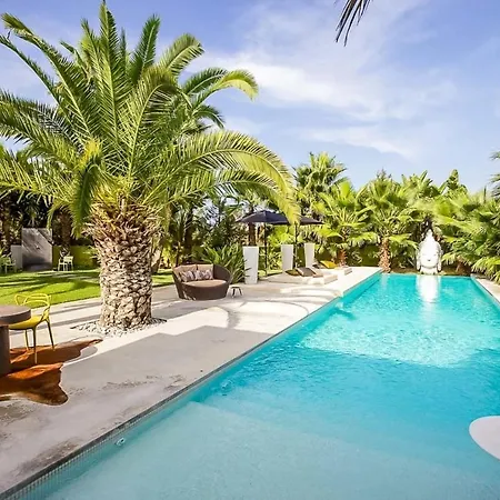 5 Chambres Avec Piscine Vila *