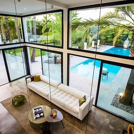5 Chambres Avec Piscine * Saint Tropez