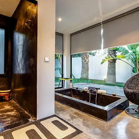 5 Chambres Avec Piscine * Saint Tropez