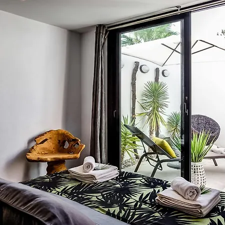 5 Chambres Avec Piscine Vila Saint Tropez